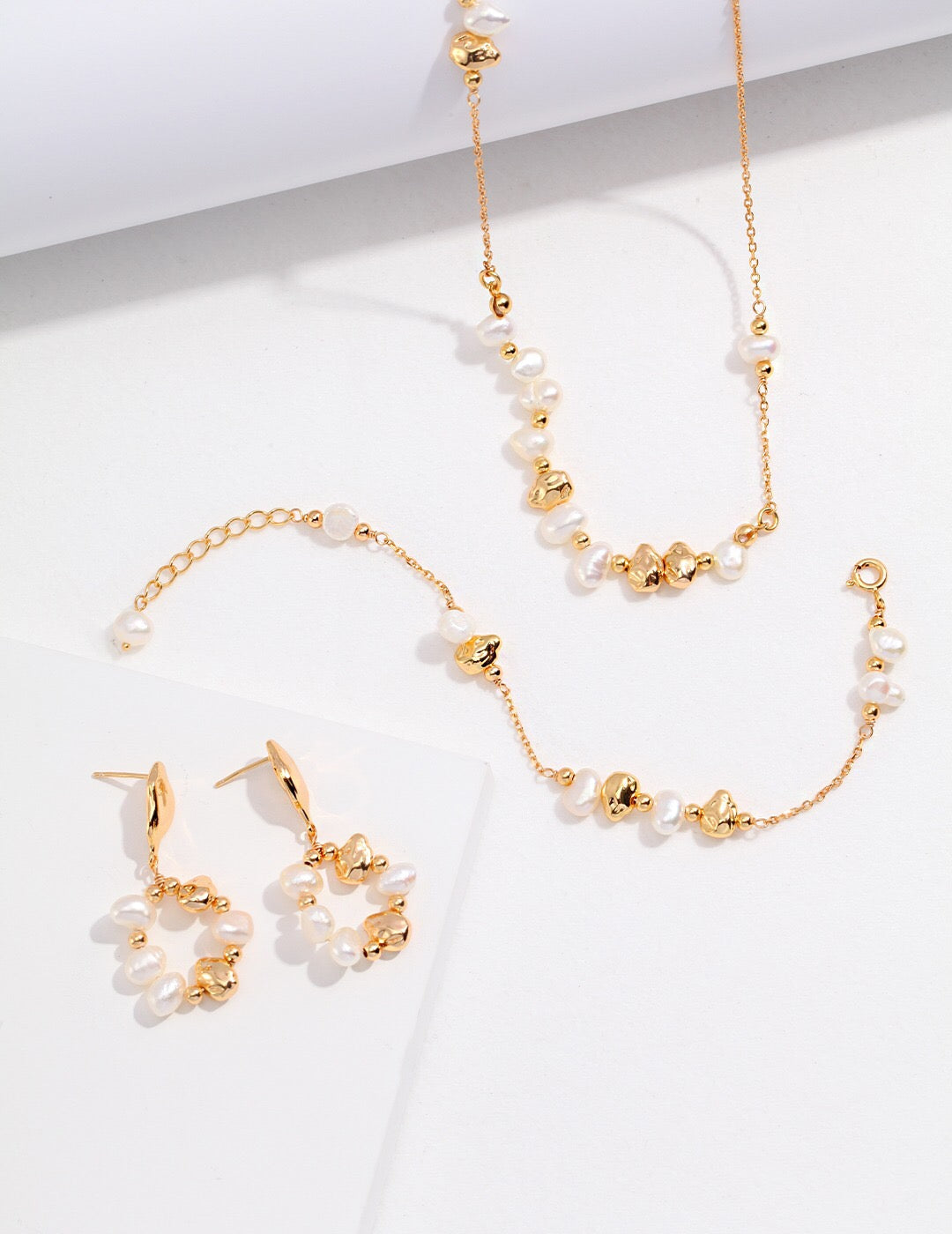 Pulseira de pérolas